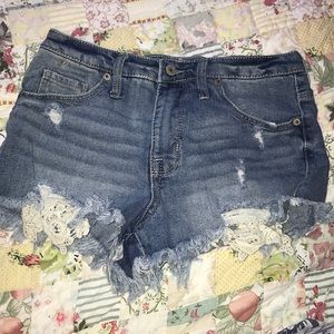 Size 4, Lace Jean shorts